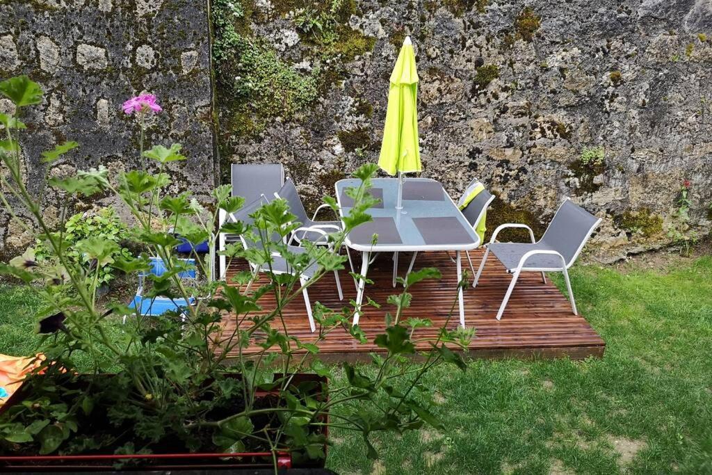 Le Portougais, Chalet A Chanaz, La Petite Venise Savoyarde Екстериор снимка