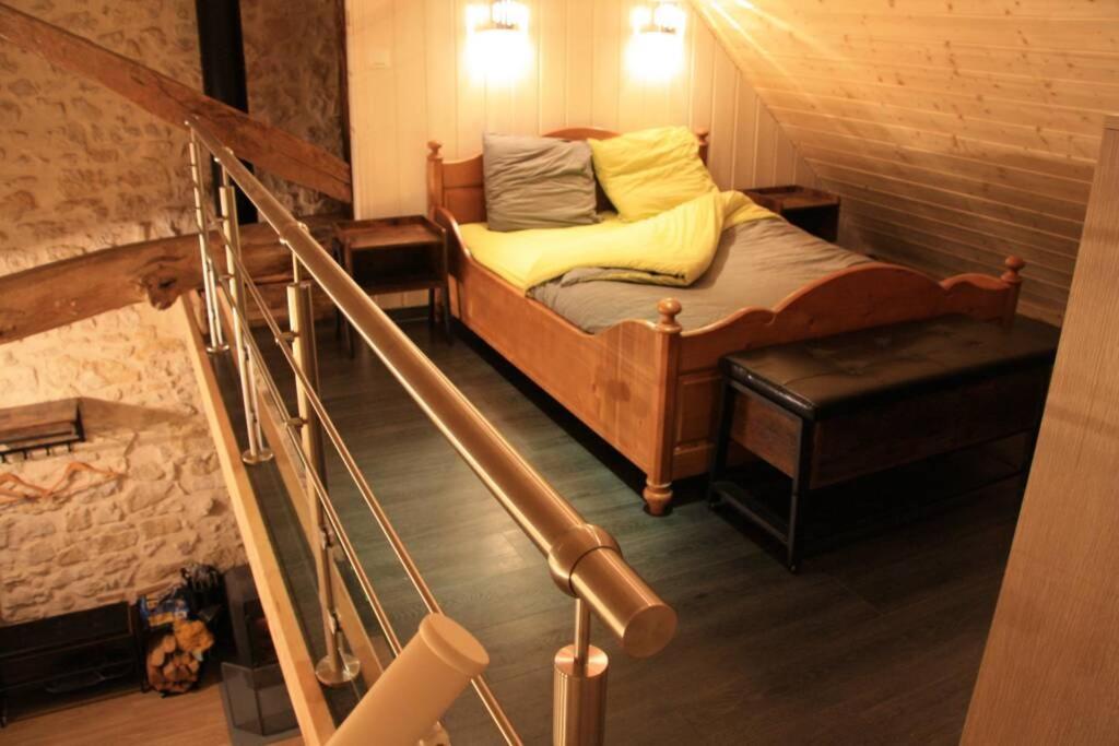 Le Portougais, Chalet A Chanaz, La Petite Venise Savoyarde Екстериор снимка